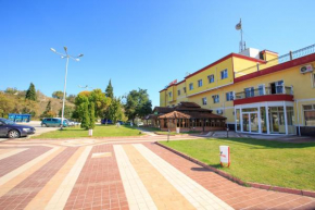Hotels in Strumyani